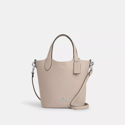 Coach Outlet Hanna Bucket Bag