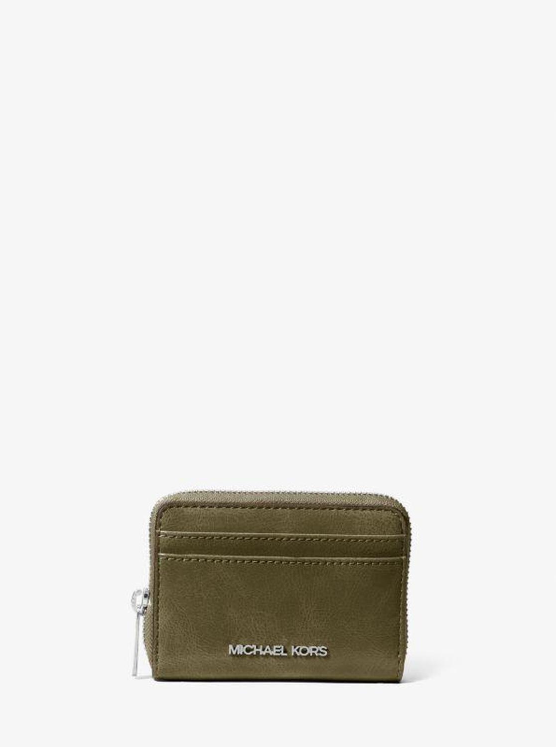 Jet Set Medium Distressed Zip Card Case