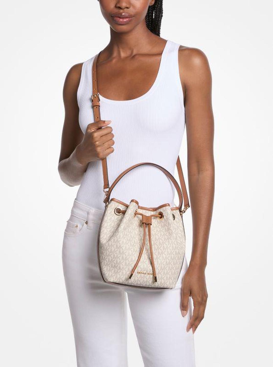 Avery Medium Signature Logo Bucket Messenger Bag