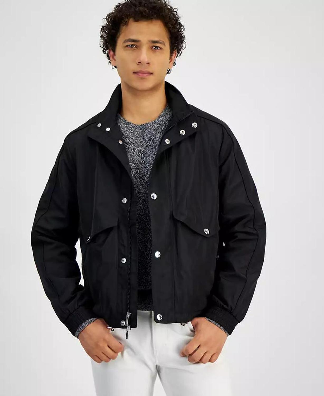 Men's Lightweight Water-Resistant Windbreaker