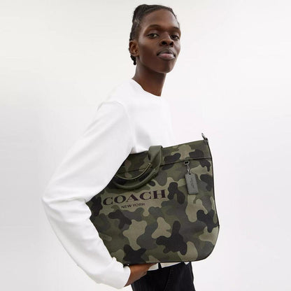 Tote Bag 38 With Camo Print