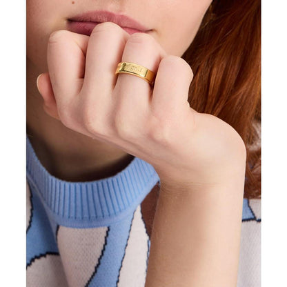 Engraved Idiom Script Band Ring