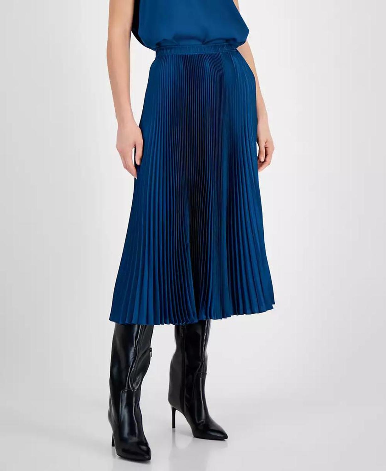 Women's Pleated Pull-On A-Line Skirt