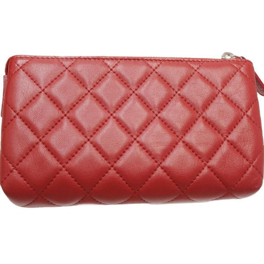 Chanel Matelassé  Leather Clutch Bag (Pre-Owned)