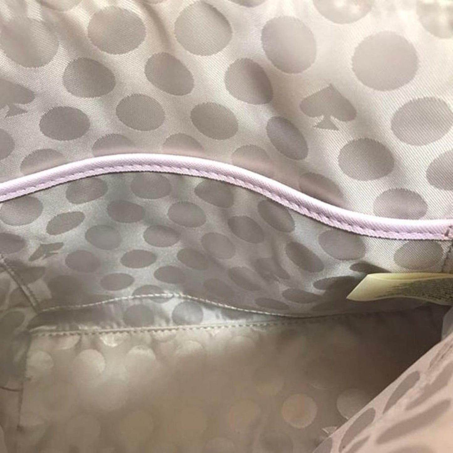 Leather Shoulder Bag (Pre-Owned)