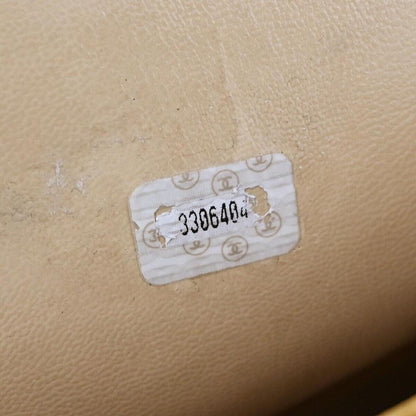 Chanel  Leather Handbag (Pre-Owned)