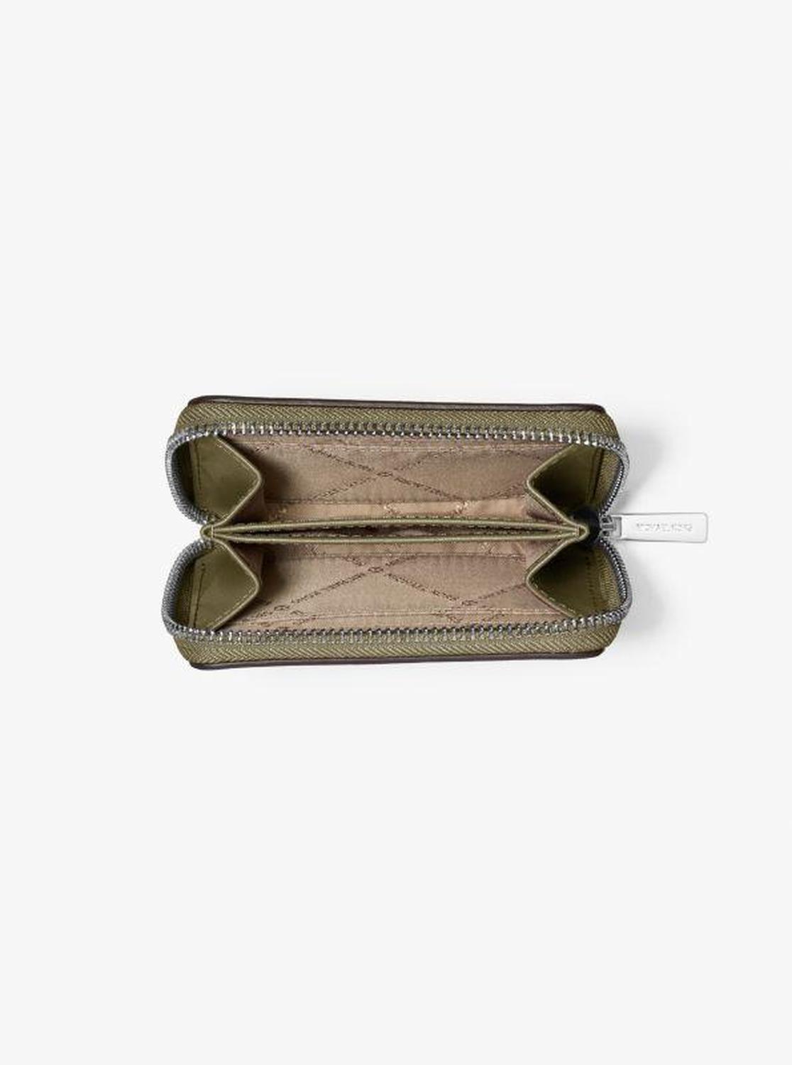 Jet Set Medium Distressed Zip Card Case