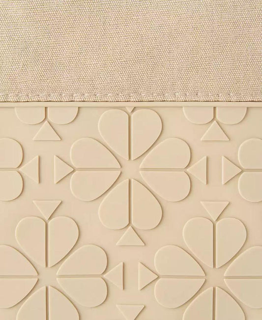 Spade Flower Soft Silicone Oven Mitt Set, 7" x 13"