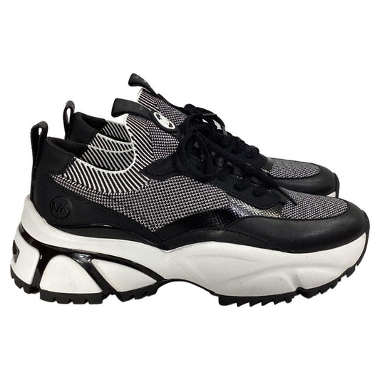Darius Two-Tone Stretch Knit Trainer in Black and White Synthetic