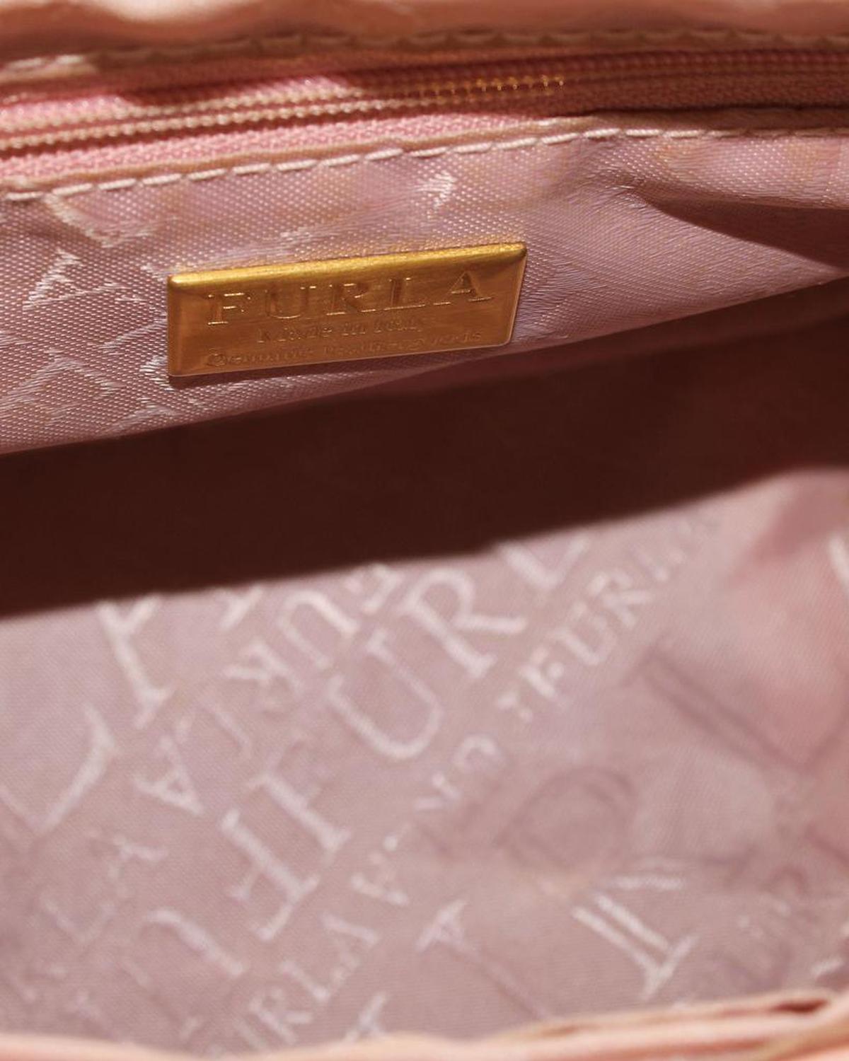 Shoulder Bag in Pink Leather