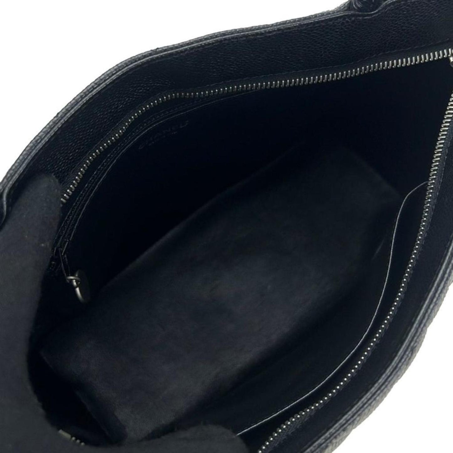 Chanel Medaillon  Leather Tote Bag (Pre-Owned)