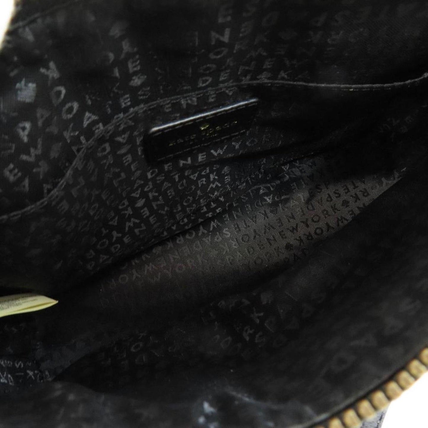 Leather Shoulder Bag (Pre-Owned)