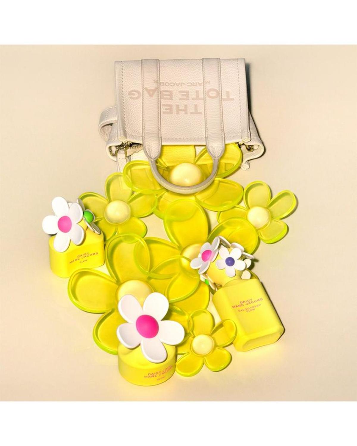Daisy Eau So Fresh Glow Limited Edition Eau de Toilette 2.5 oz.