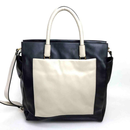 Marc By Marc Jacobs  Leather Handbag (Pre-Owned)
