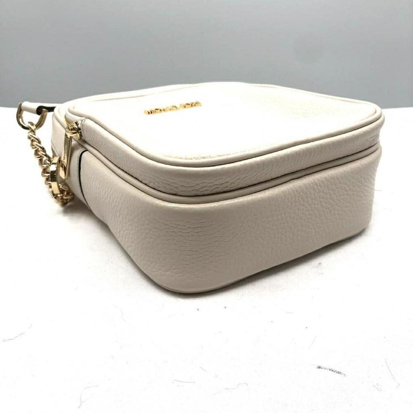 Shoulder Bag (Pre-Owned)
