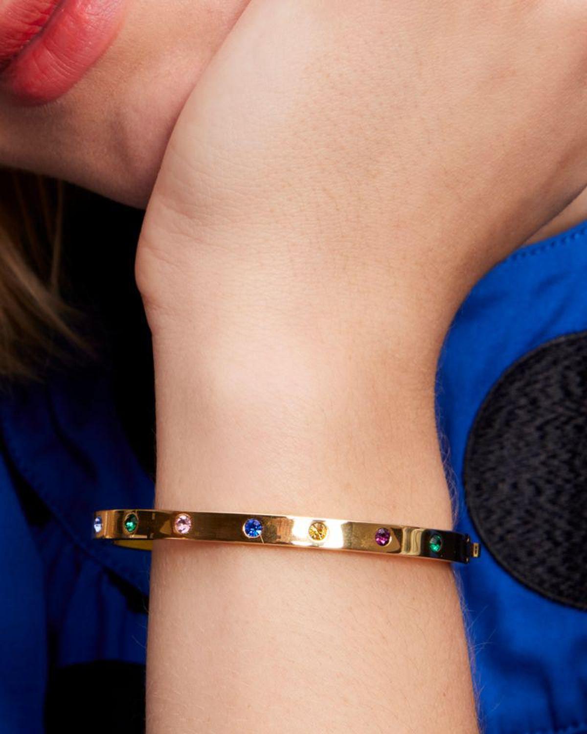 Set in Stone Hinged Silver Bangle