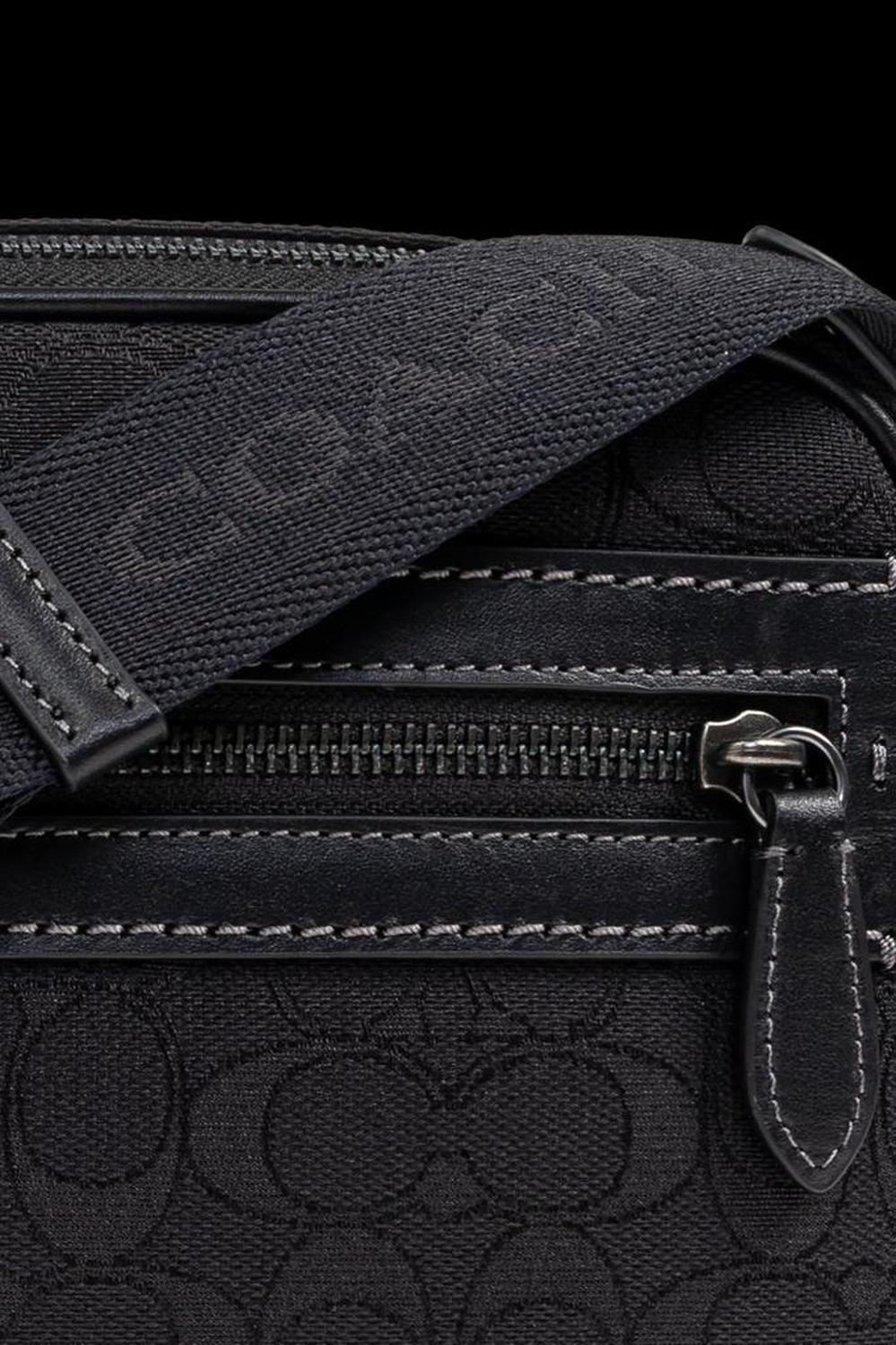 Coach Theo Classic Signature Bag