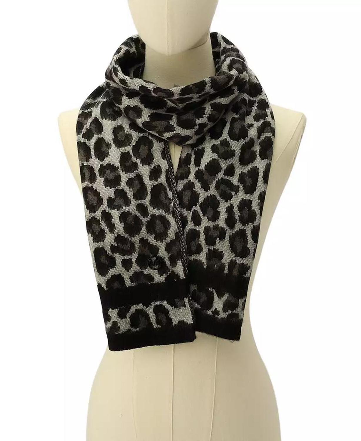 Women's Brushed Three Color Leopard Scarf