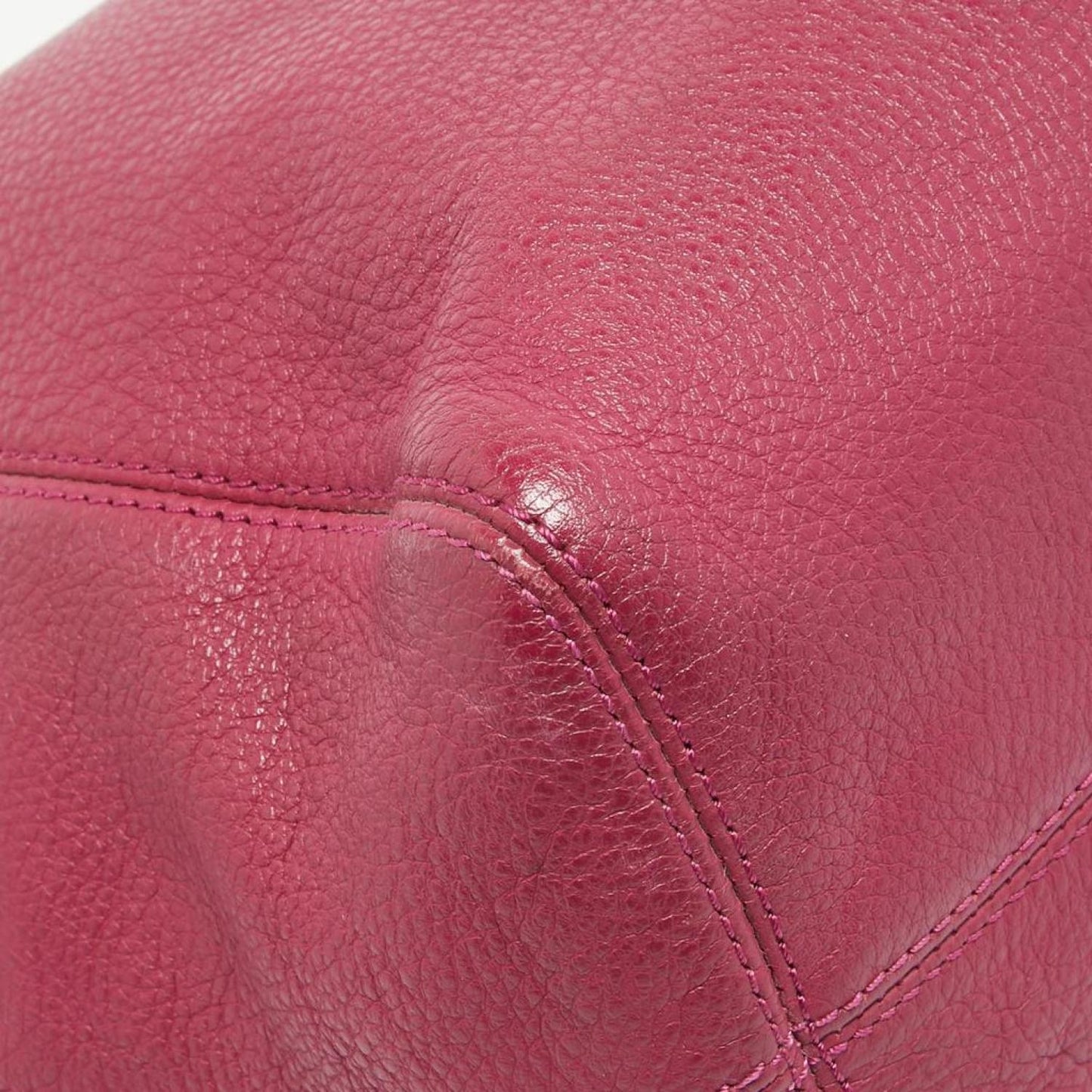 Michael Michael Kors Magenta Leather Chain Shoulder Bag
