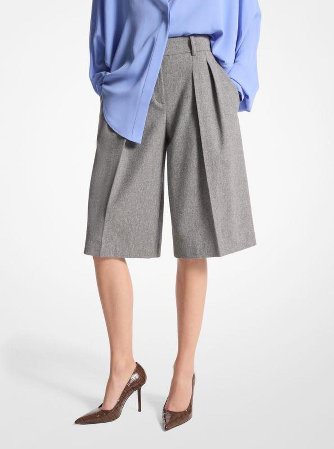 Stretch Wool Flannel Pleated Shorts
