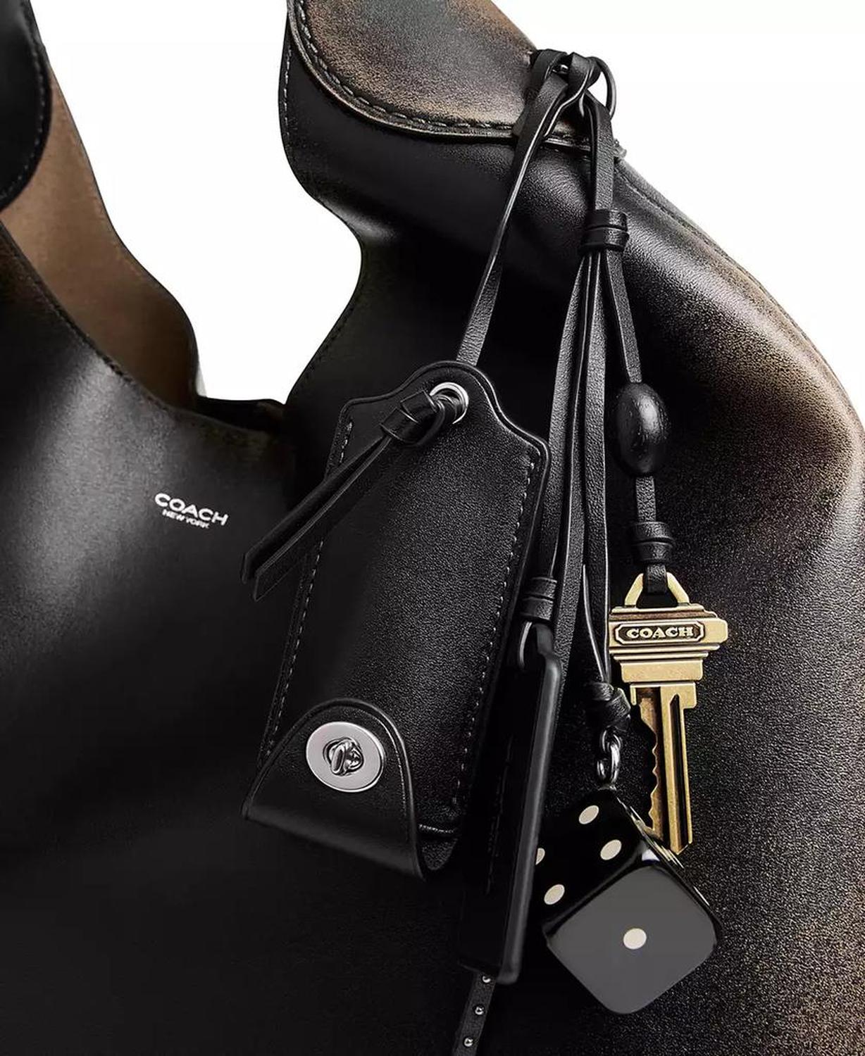 Brooklyn Large Leather Shoulder Bag 39