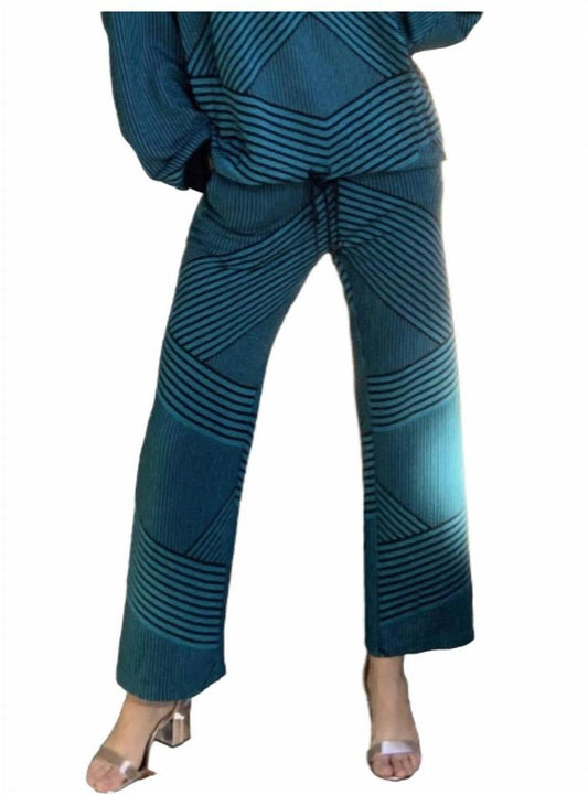 Brit Wit Jogger Pant In Teal And Black
