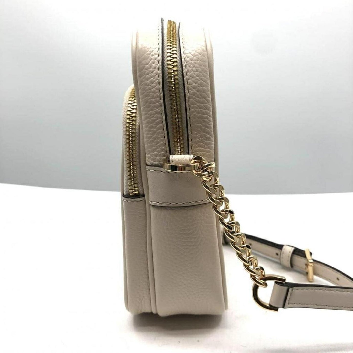 Shoulder Bag (Pre-Owned)