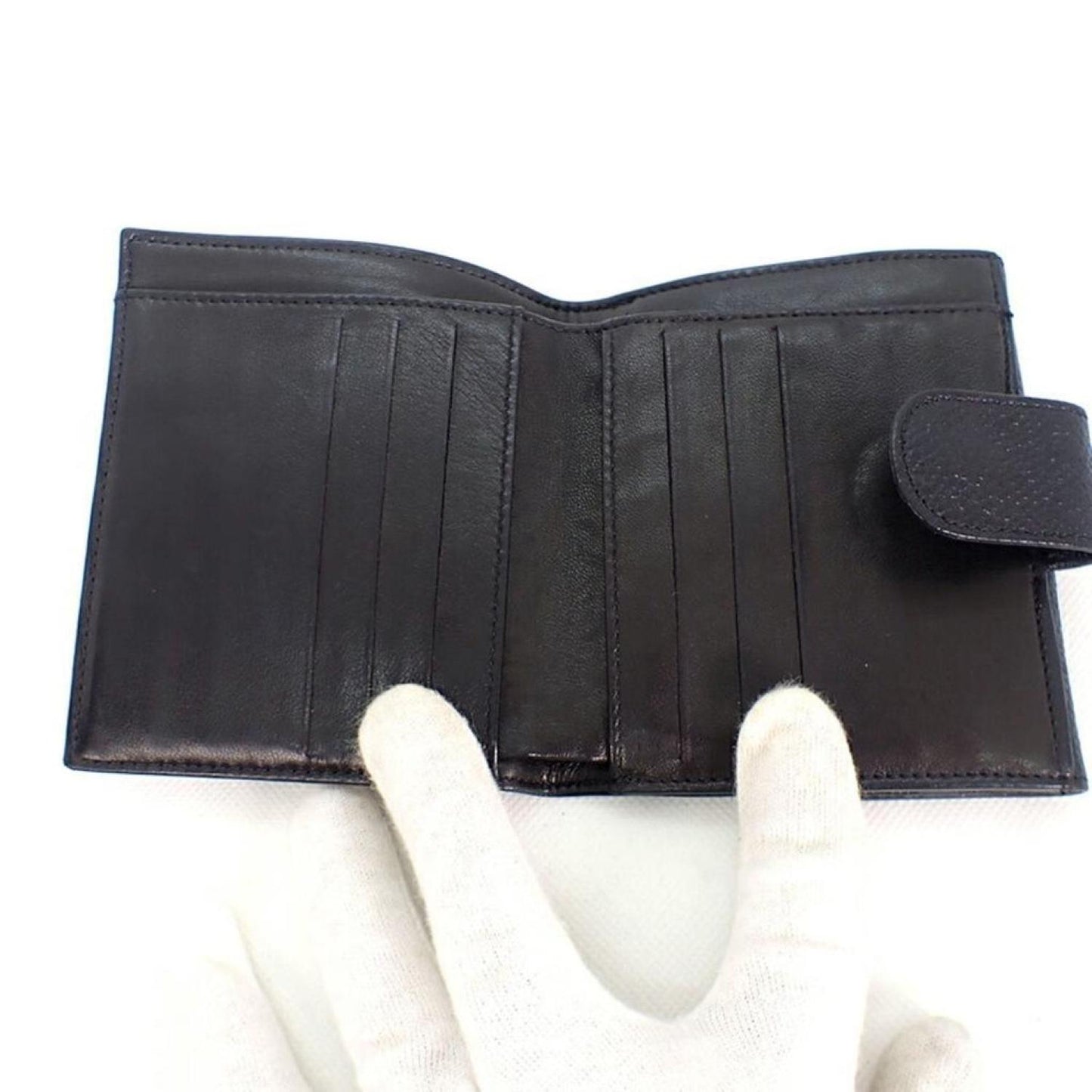 Chanel Logo Cc  Leather Wallet  (Pre-Owned)