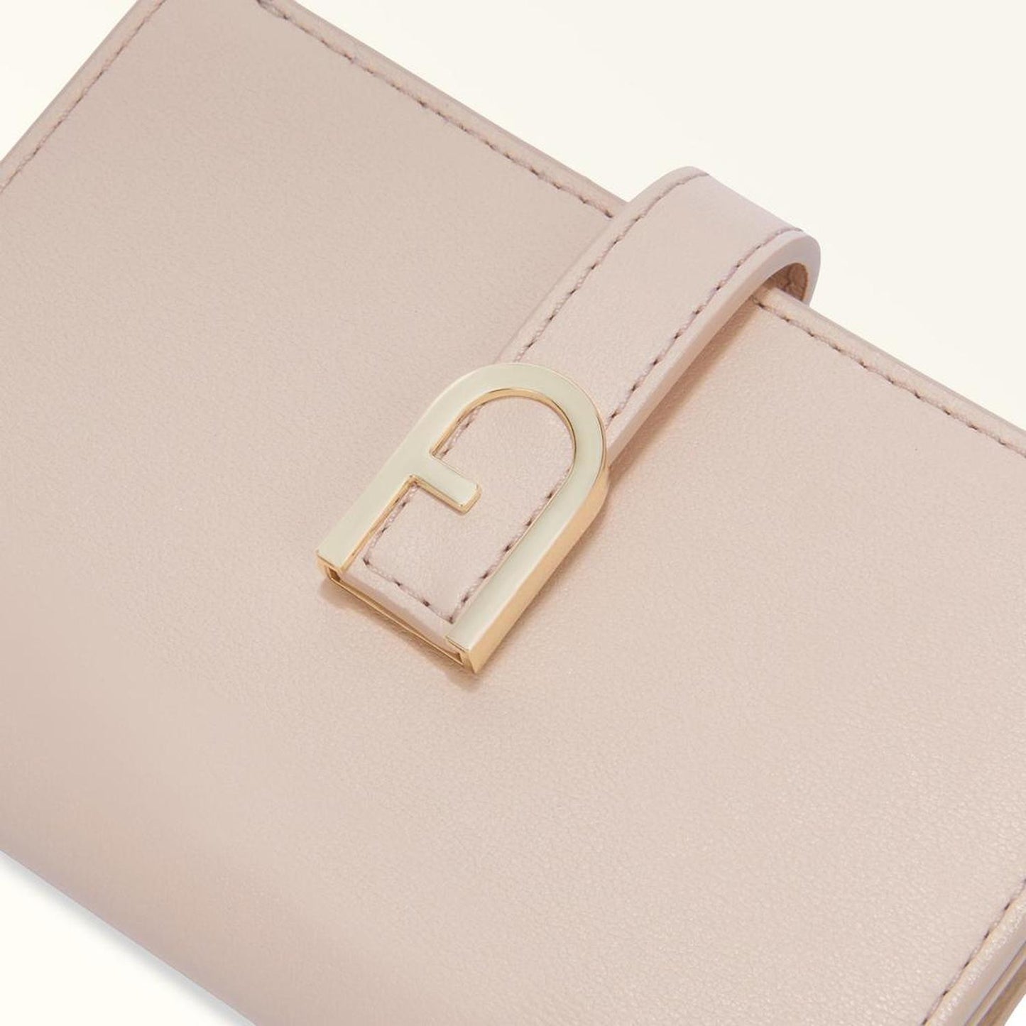 Furla Flow