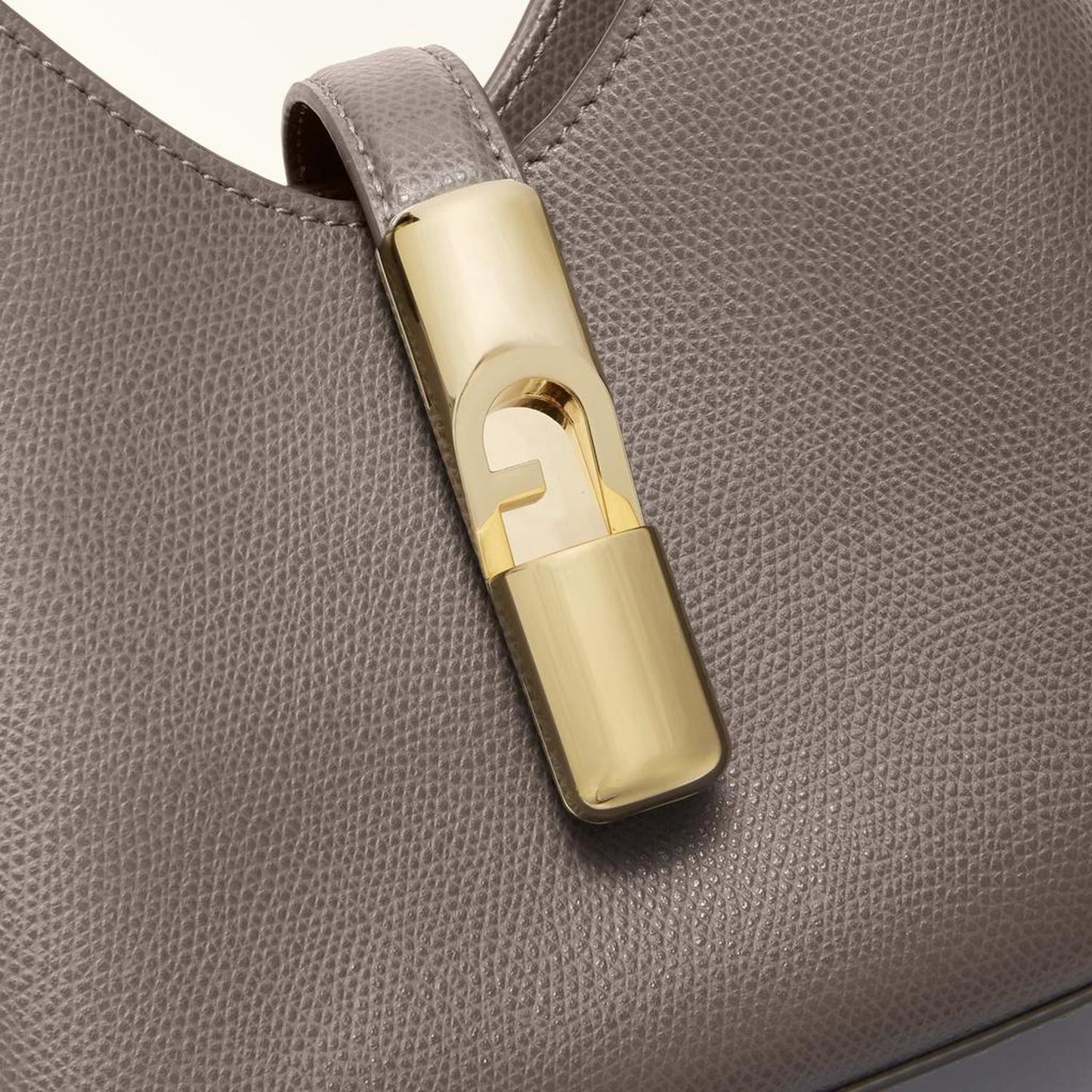 Furla Iride