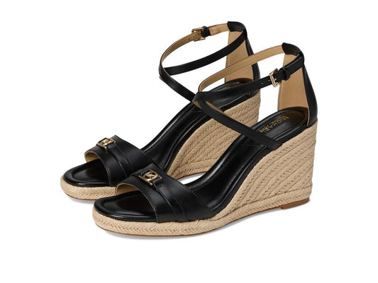 Mandy Wedge
