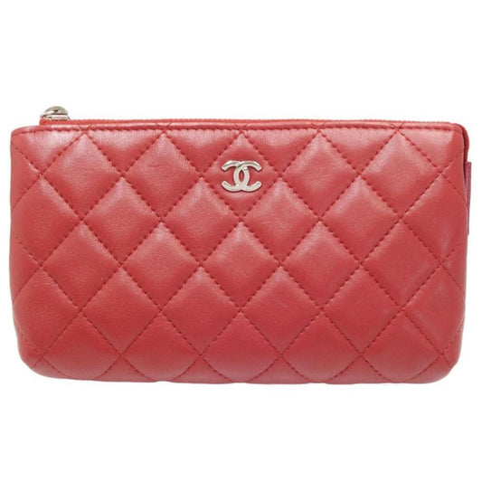 Chanel Matelassé  Leather Clutch Bag (Pre-Owned)