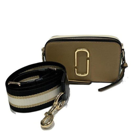 Leather Shoulder Bag (Pre-Owned)