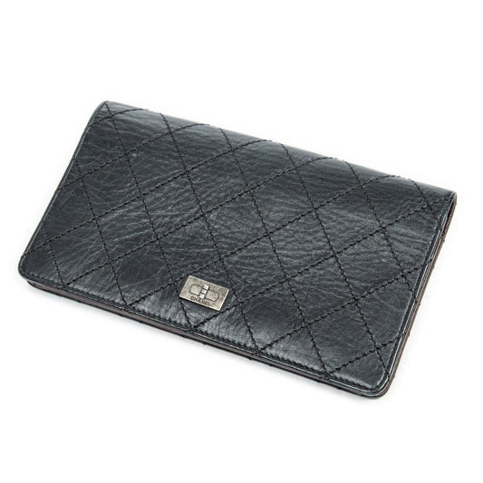 Mademoiselle Lock Long Bifold Wallet