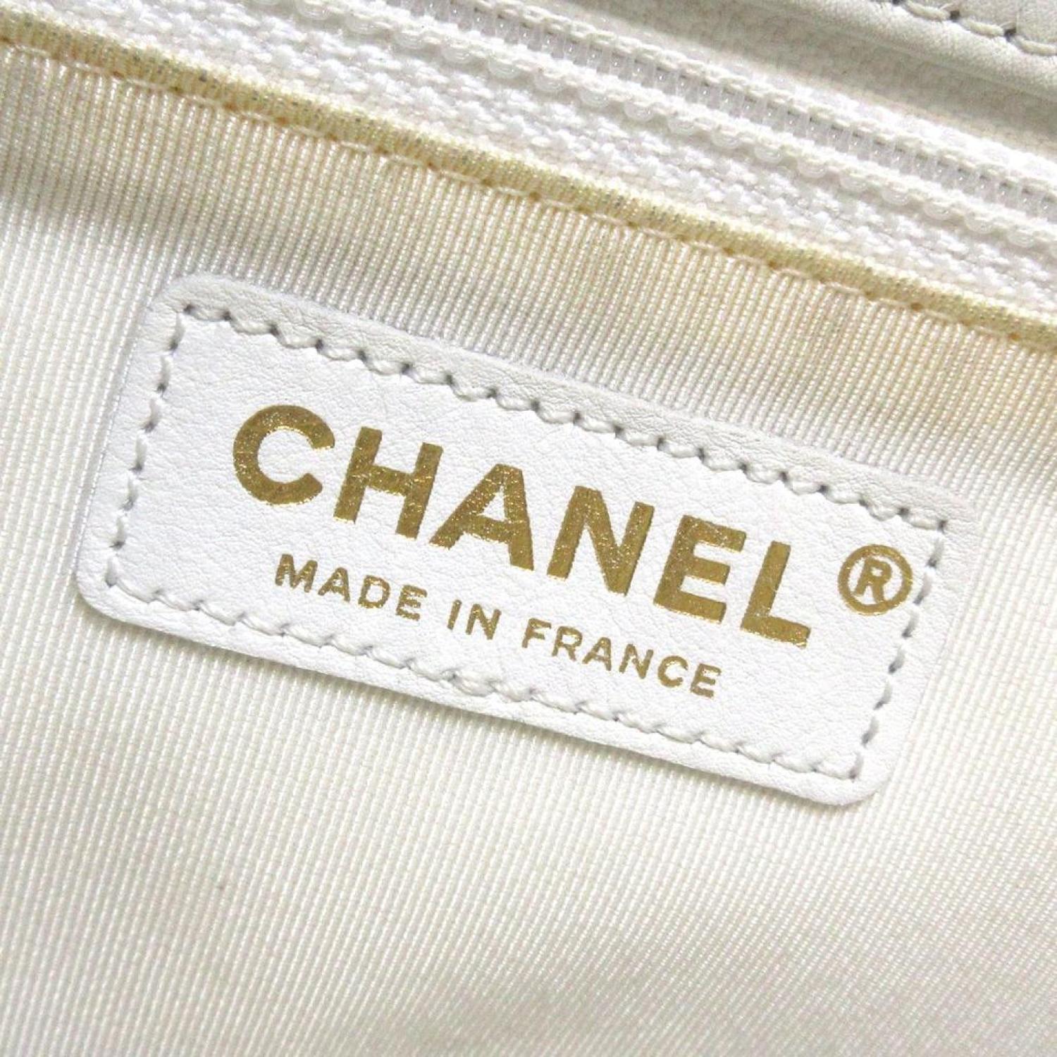Chanel boy france online