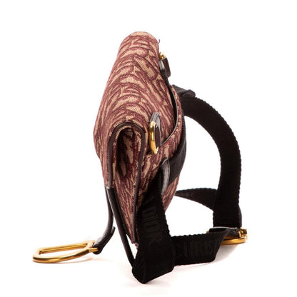Saddle pouch