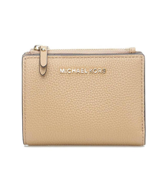 Michael Michael Kors Logo Plaque Bi-Fold Wallet