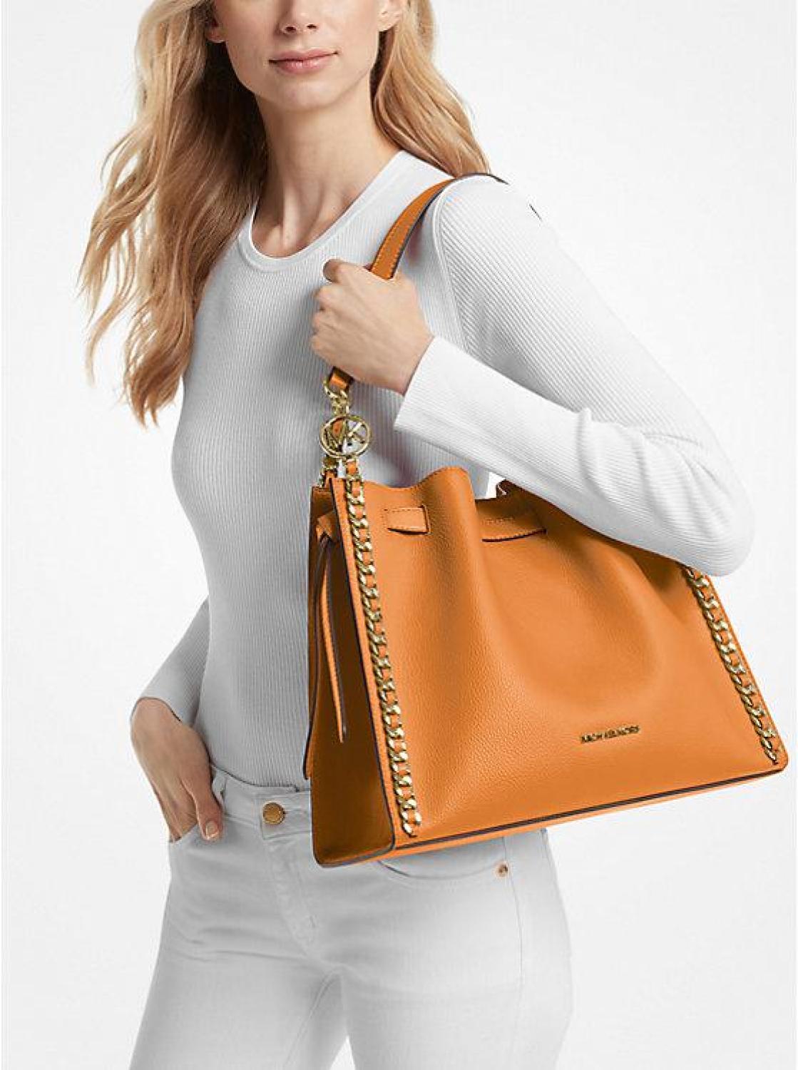 Large chain shoulder bag online