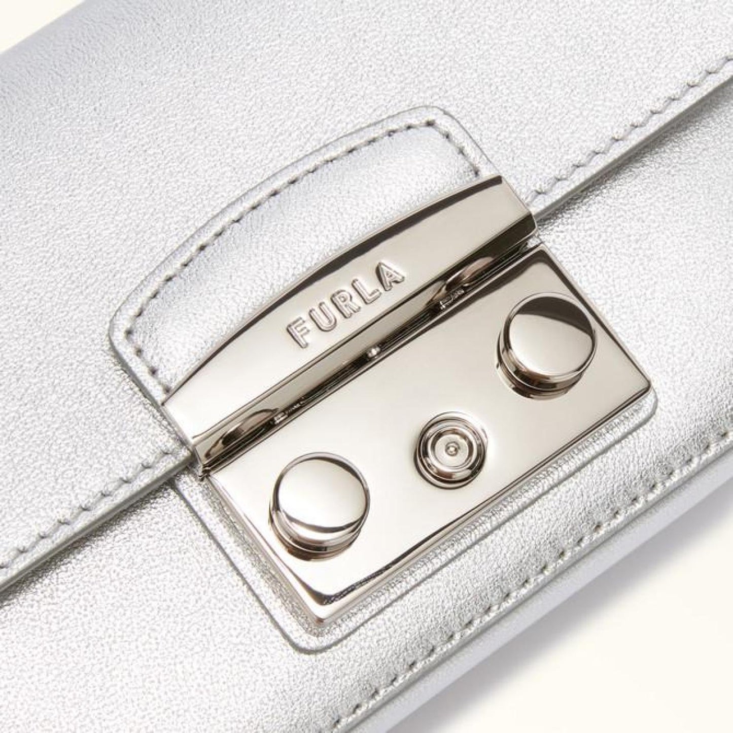 Furla Metropolis