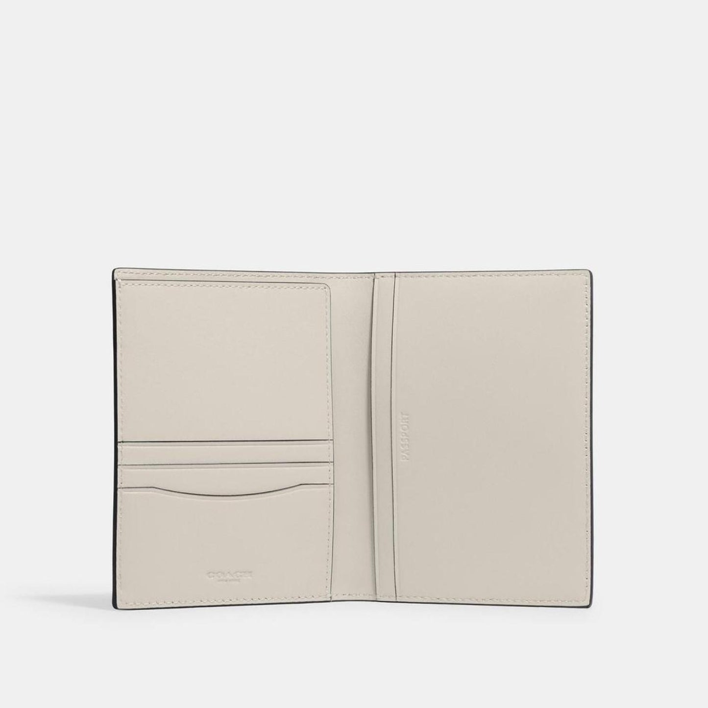 Coach Outlet Passport Case In Signature Leather