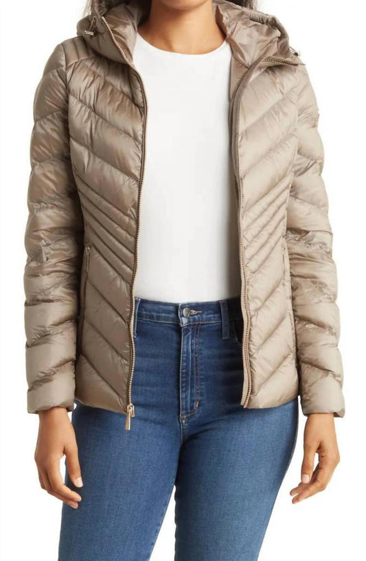 Women'S Chevron Packable Puffer Jacket in Taupe