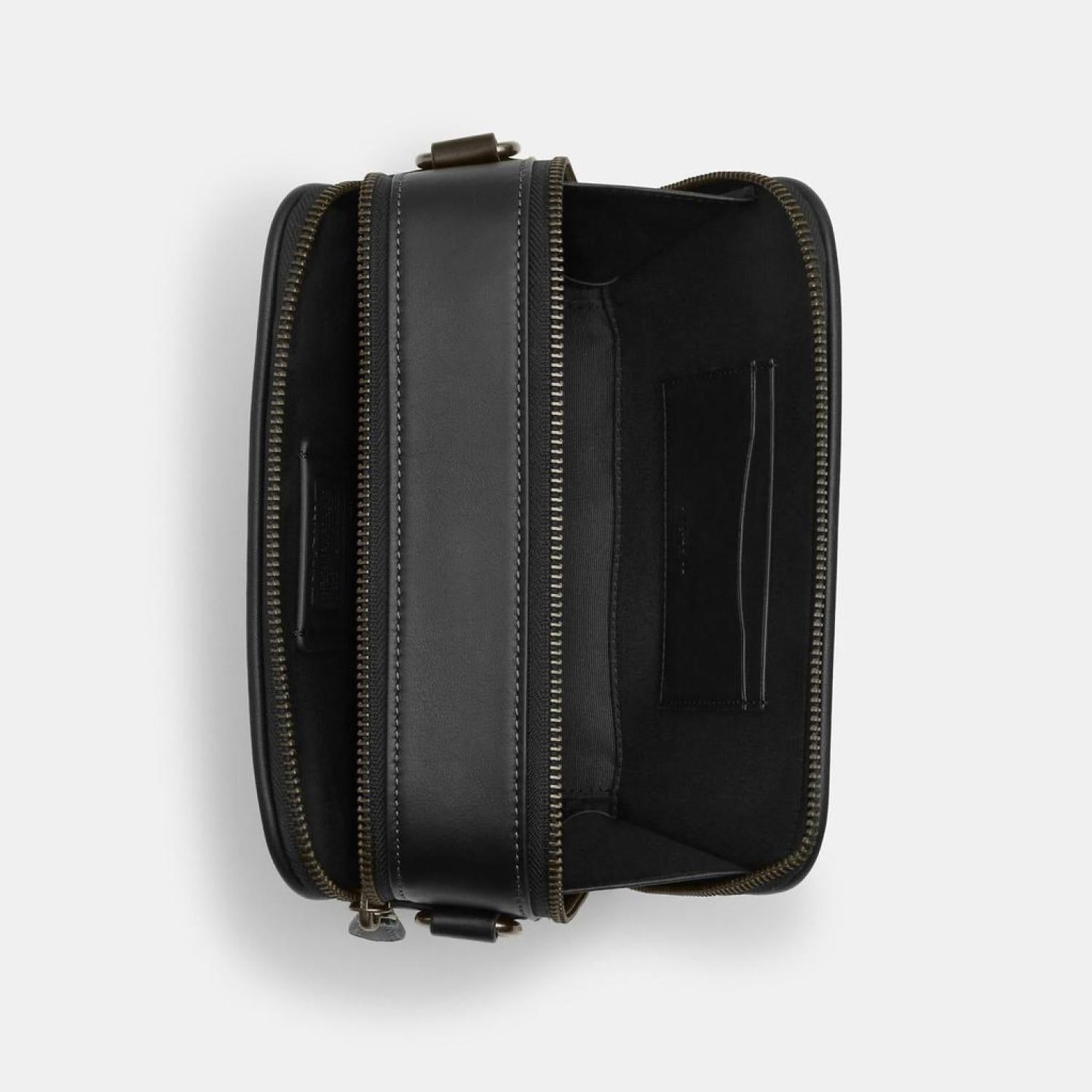 Coach outlet sales toiletry bag