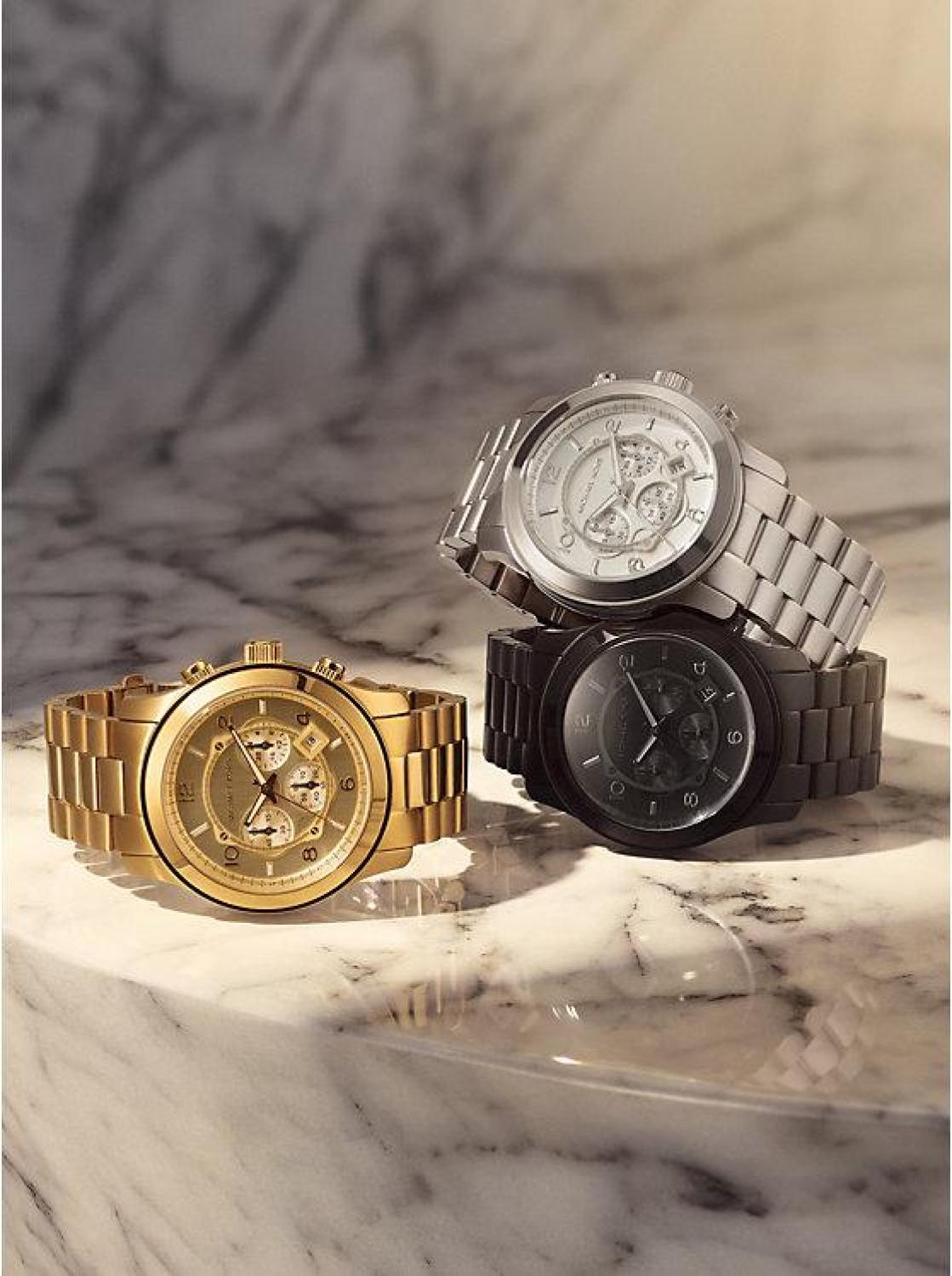 Oversized Runway Black-Tone Watch display picture 1