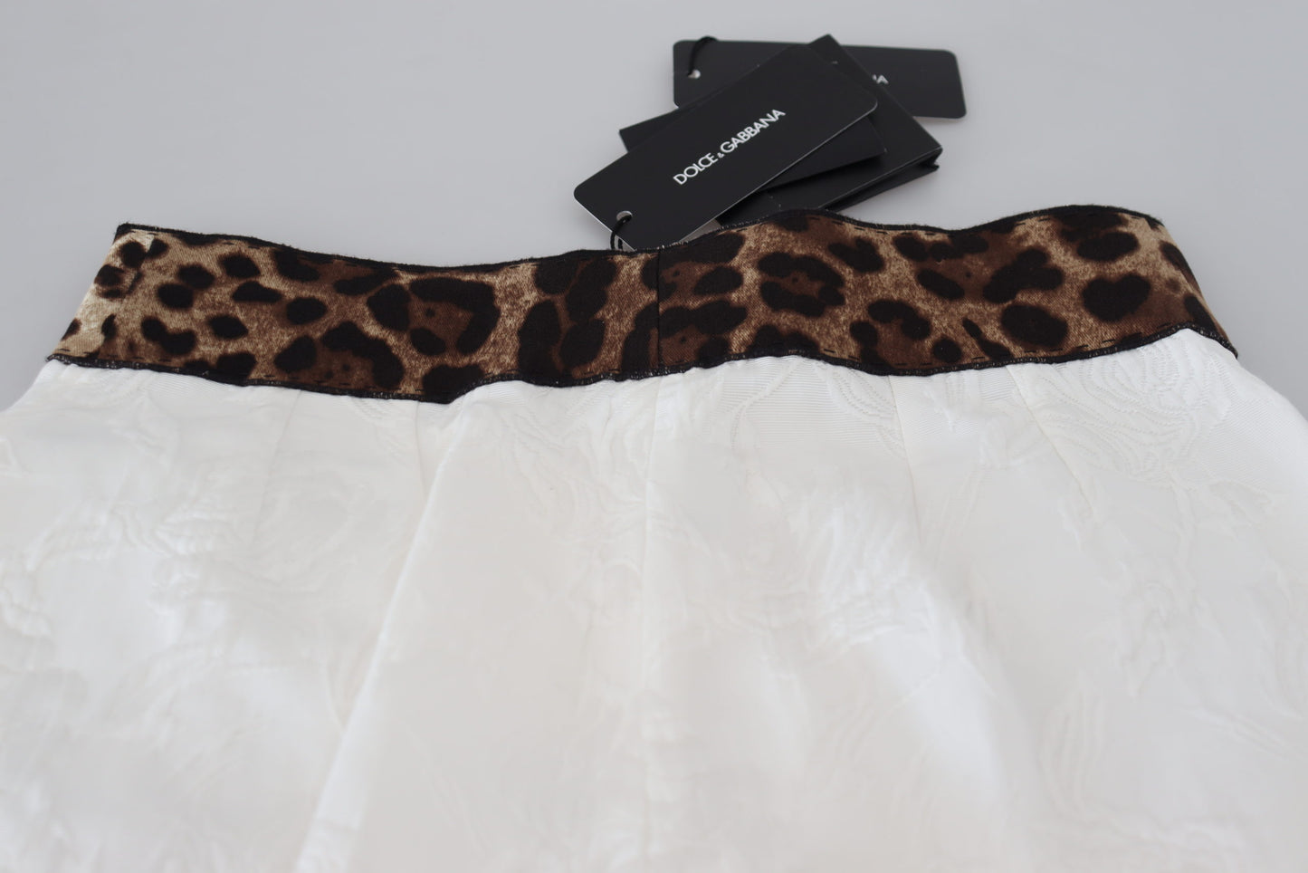 Dolce & Gabbana Elegant Leopard Print Pants for Sophisticated Style