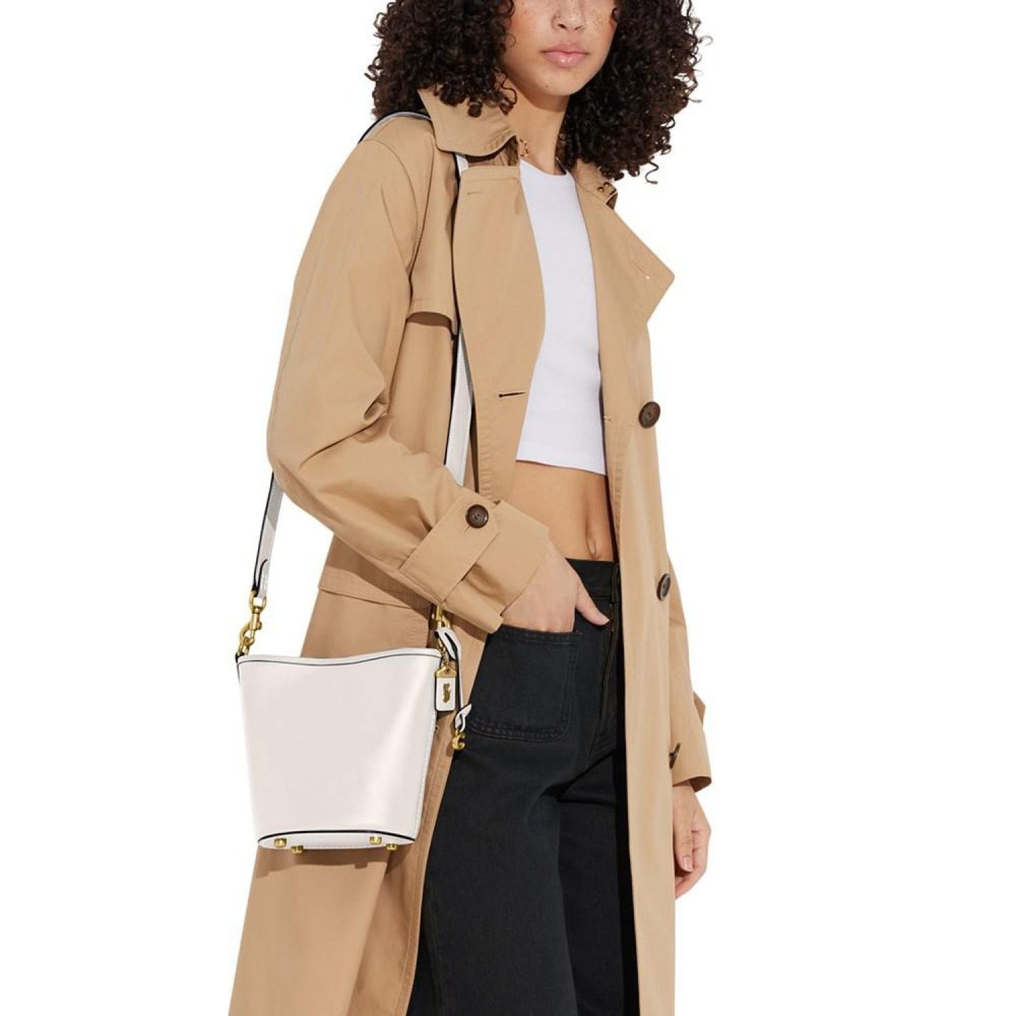 Dakota 16 Glovetanned Leather Mini Bucket Bag