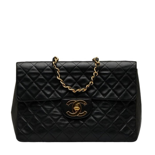 Chanel Matelassé  Leather Shoulder Bag (Pre-Owned)