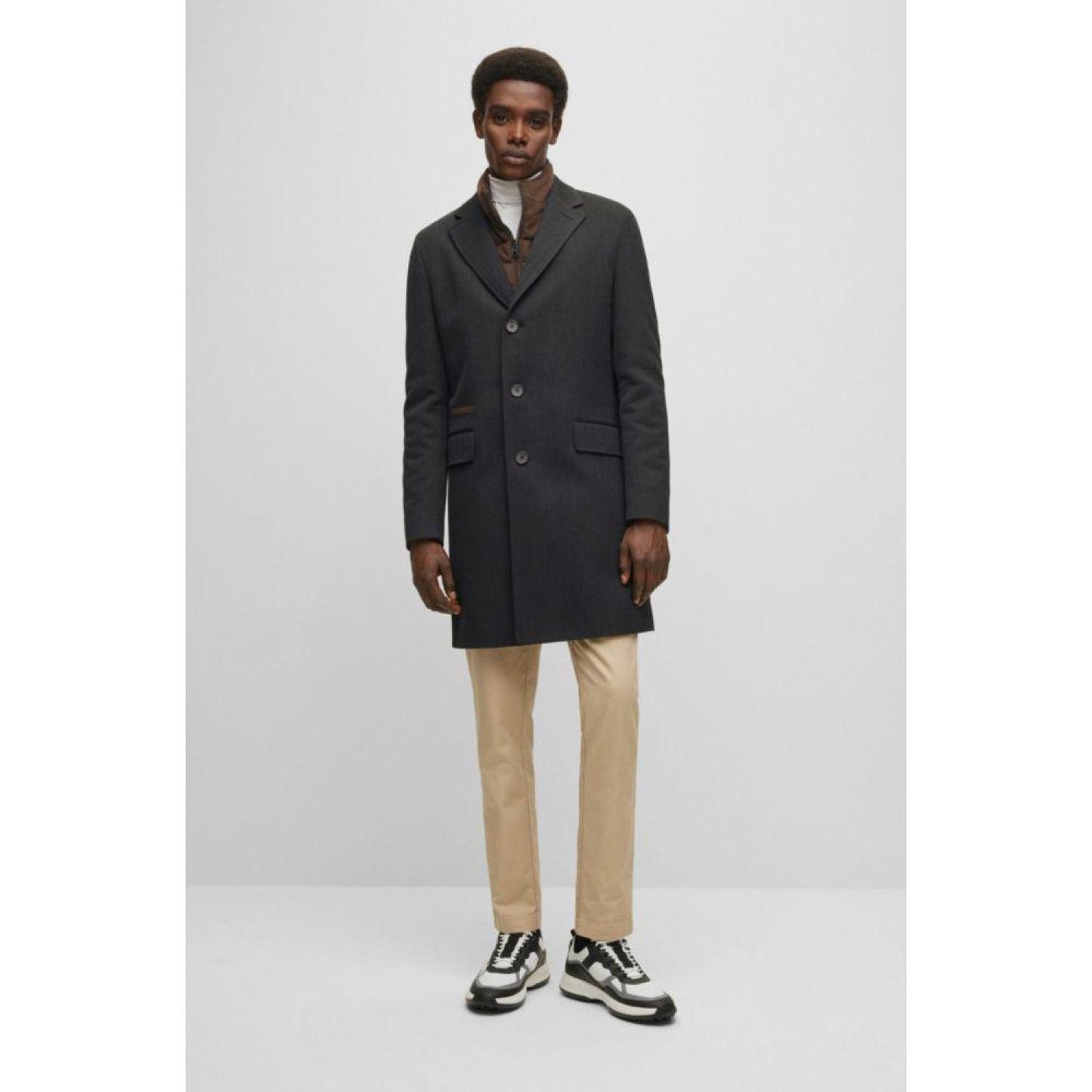Slim-fit coat with detachable zip-up inner
