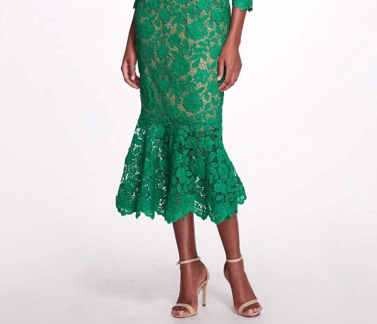 Off Shoulder Scalloped Lace Gown In Emerald