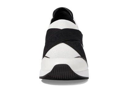 Geena Slip-On Trainer